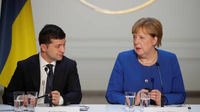 Зеленский рассказал о темах переговоров с Меркель