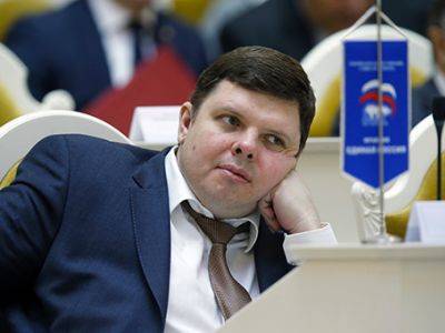 Комиссия по этике "Единой России" предложила исключить из партии депутата, который проголосовал против проекта бюджета