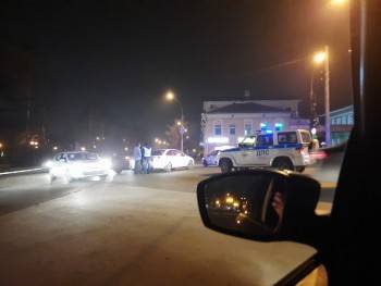 Серьёзная пробка в самом центре Вологды на проспекте Победы