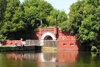 В Калининградской области исследуют 400-летний форт