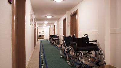 Карин Эльхарар - Израильская министр не смогла на инвалидной коляске попасть на конференцию ООН по климату - newdaynews.ru - Украина - Израиль