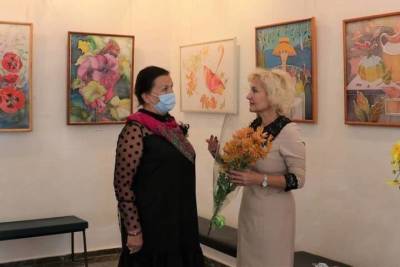 В Феодосии открыли персональную выставку Людмилы Кириленко