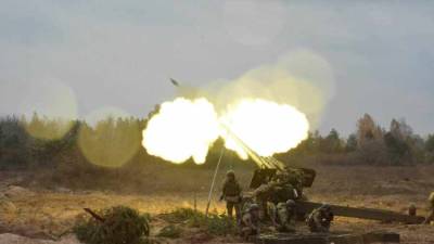 Украинские боевики нанесли удар из тяжёлого вооружения по Донецку