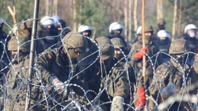 В ЕС готовы ужесточить санкции против Лукашенко из-за потока мигрантов к польской границе