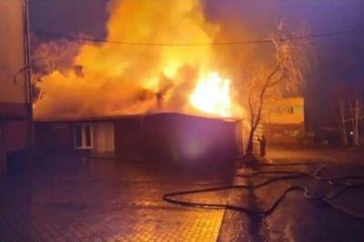 В Хабаровском крае ночью сгорело кафе
