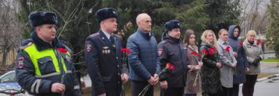 В Красногорске почтили память полицейских, которые погибли при выполнении служебных обязанностей