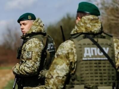 Из-за мигрантов в Беларуси Украина усиливает свою границу – Енин
