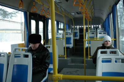 В общественном транспорте Петербурга проверили соблюдение масочного режима