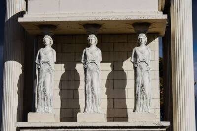 Археологи обнаружили важные статуи Афродиты и Диониса римской эпохи