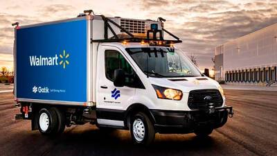 Сеть Walmart уже несколько месяцев использует в США автономные грузовики без водителей