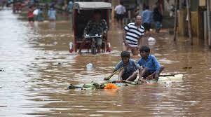 На юге Индии объявили режим тревоги из-за ливней