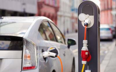 Минпромторг предложил повысить утильсбор на импортные электромобили