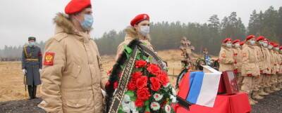 В Дзержинске торжественно перезахоронили останки красноармейца