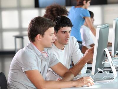 На Южном Урале проводится голосование по выбору бесплатных образовательных IT-программ на 2022 год