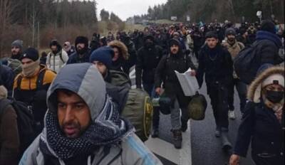 СМИ: беженцы прорвали кордон на границе Польши