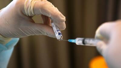 Новосибирские поликлиники начнут вакцинировать от COVID-19 без предварительной записи