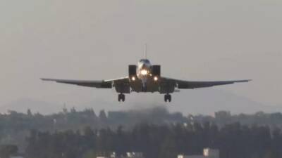 ️Два российских бомбардировщика Ту-22М3 провели патрулирование в небе Белоруссии