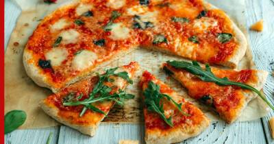 Рецепт домашней пиццы: как готовится "Маргарита" в духовке