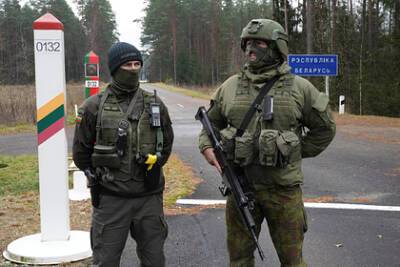 Литва заявила о готовности пограничников открыть огонь по «зеленым человечкам»