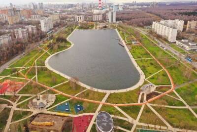 На востоке Москвы завершили благоустройство Гольяновского парка