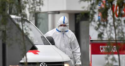 Гинцбург предупредил россиян о новых волнах пандемии