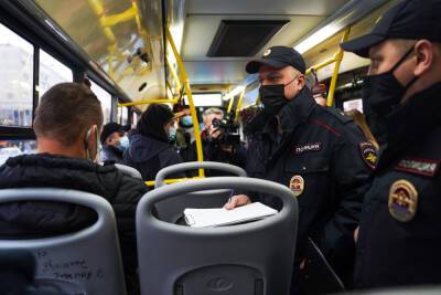 160 пассажиров автобусов оштрафовали в Тверской области из-за отсутствия масок
