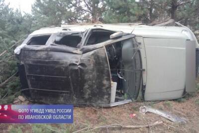 В Ивановской области водитель УАЗа в аварии получил травму позвоночника
