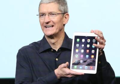 Глава Apple предложил всем недовольным работой iPhone купить себе Android