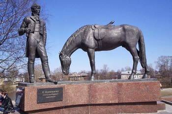 Коню – стремена, девушке – свирель: в Вологде отреставрируют памятник Батюшкову