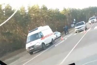 В пригороде Курска автомобиль ВАЗ сбил на переходе 55-летнюю женщину