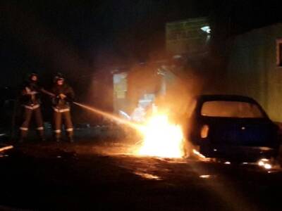 В Коми ребенок пожарного получил тяжелые ожоги в загоревшейся машине (видео)