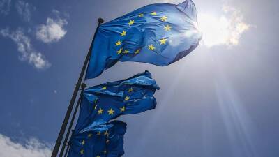 Боррель призвал ЕС расширить контакты для сдерживания потока мигрантов