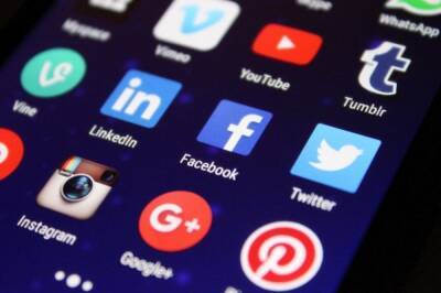 Суд Москвы утвердил взыскание 36 млн рублей с Twitter, WhatsАpp и Facebook