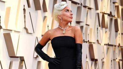 Певица Леди Гага выступила на инаугурации Джо Байдена в пуленепробиваемом платье