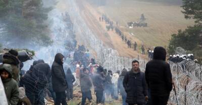 Мигранты на границе с Беларусью: Еврокомиссия может призвать Литву, Латвию и Польшу изменить законы