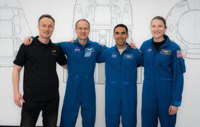 Томас Маршберн - Маттиас Маурер - Радж Чари - SpaceX отправит на МКС четырех астронавтов. Космонавты проведут ряд эксперементов в космосе - unn.com.ua - США - Украина - Киев - Германия - шт.Флорида