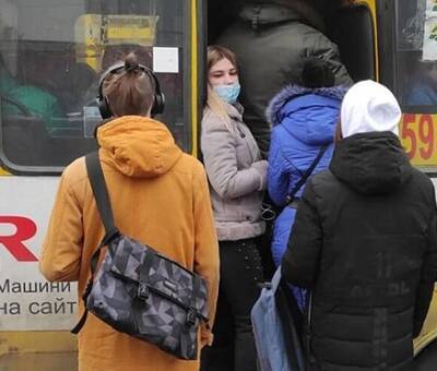 В Киеве с 13 ноября ужесточат правила проезда в общественном транспорте: подробности