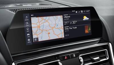 BMW будет поставлять свои автомобили без сенсорного управления