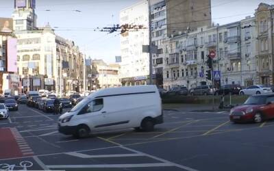 Проехать по-старому не выйдет: в центре Киева изменили маршруты движения машин, какие улицы закрыли