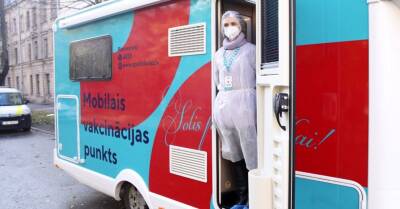 Выездная вакцинация против Covid-19 пройдет в Резекненском, Лимбажском, Кулдигском, Тукумском и Ливанском краях