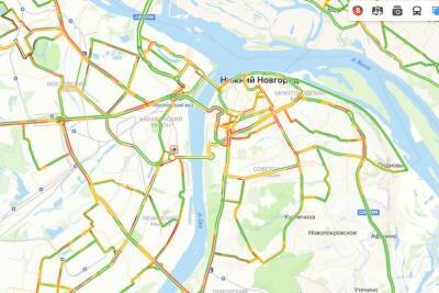 Восьмибалльные пробки сковали Нижний Новгород вечером 10 ноября