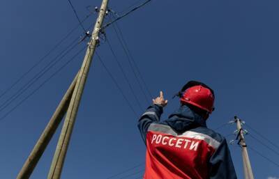 В Екатеринбурге на ВИЗе дома остались без света из-за повреждения кабеля