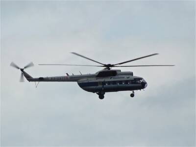 Вертолет МИ-8 совершил экстренную посадку на севере Красноярского края, все члены экипажа живы