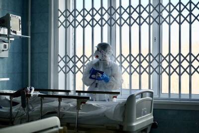Двенадцать новосибирцев скончались от коронавируса за сутки