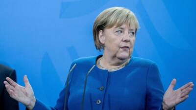 Ангела Меркель настаивает на коронавстрече с премьер-министрами земель из-за пика заболеваемости