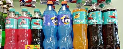 Coca-Cola хочет засудить компанию «Аквалайф» за выпуск напитков Fantola