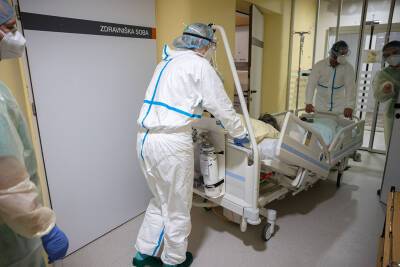 Европу накрывает новая волна пандемии коронавируса