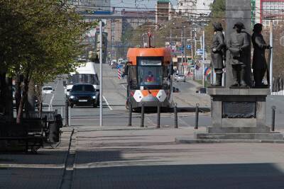 Водителей общественного транспорта Челябинска без прививок начнут отстранять с 11 декабря