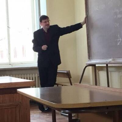Преподавателя математики МГУ и ВШЭ арестовали за педофилию