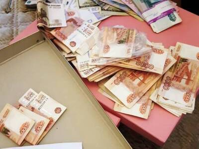 «Интерфакс»: Из проекта бюджета пропали 30 млрд рублей, которые Путин поручал выделить на лечение больных гепатитом С